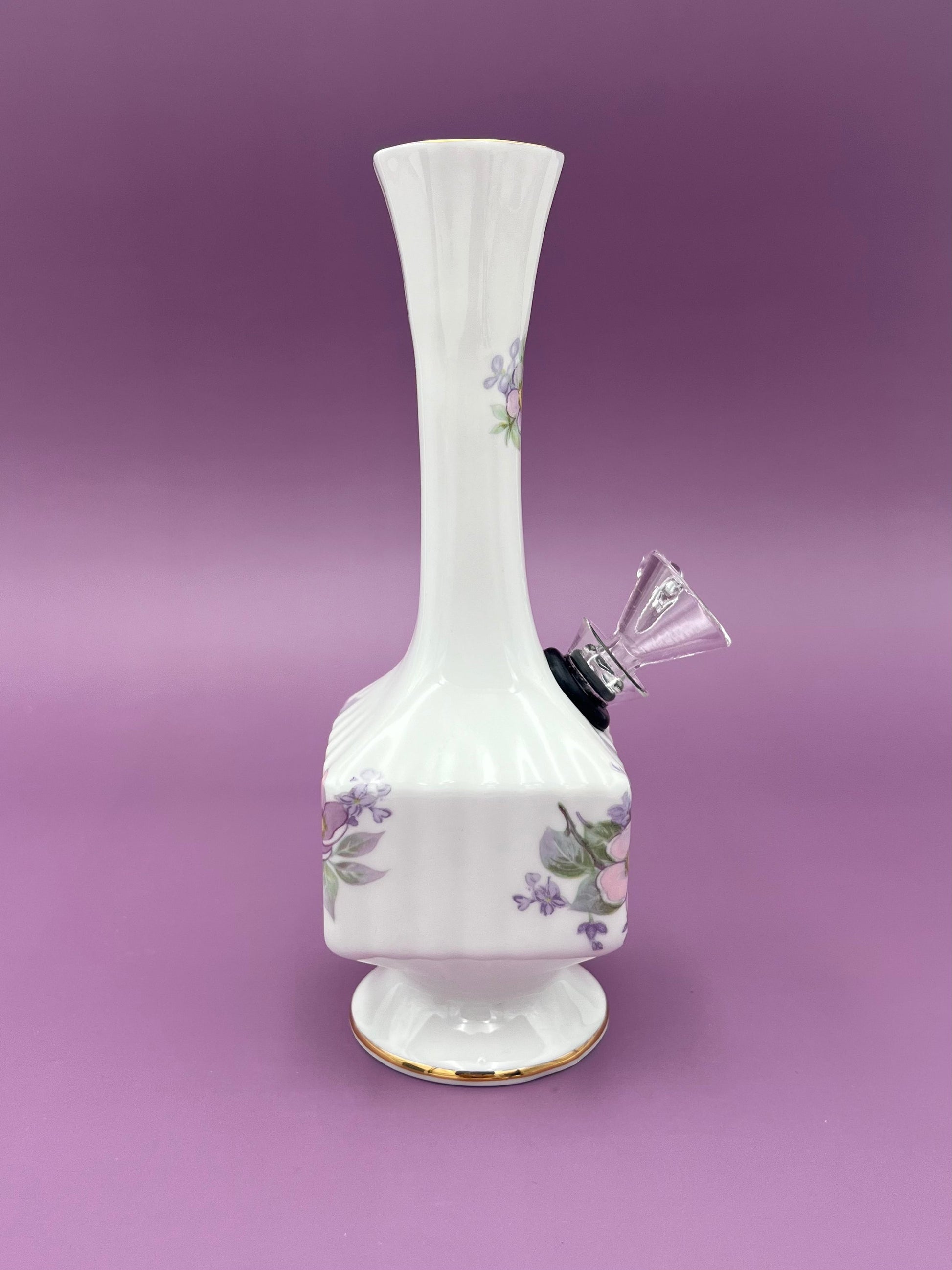 Julia-Petite Water Pipe-Pearl's Puff Parlor