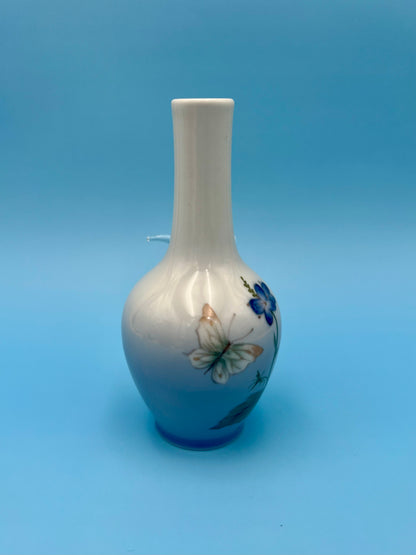 Junie-Petite Water Pipe-Pearl&#39;s Puff Parlor