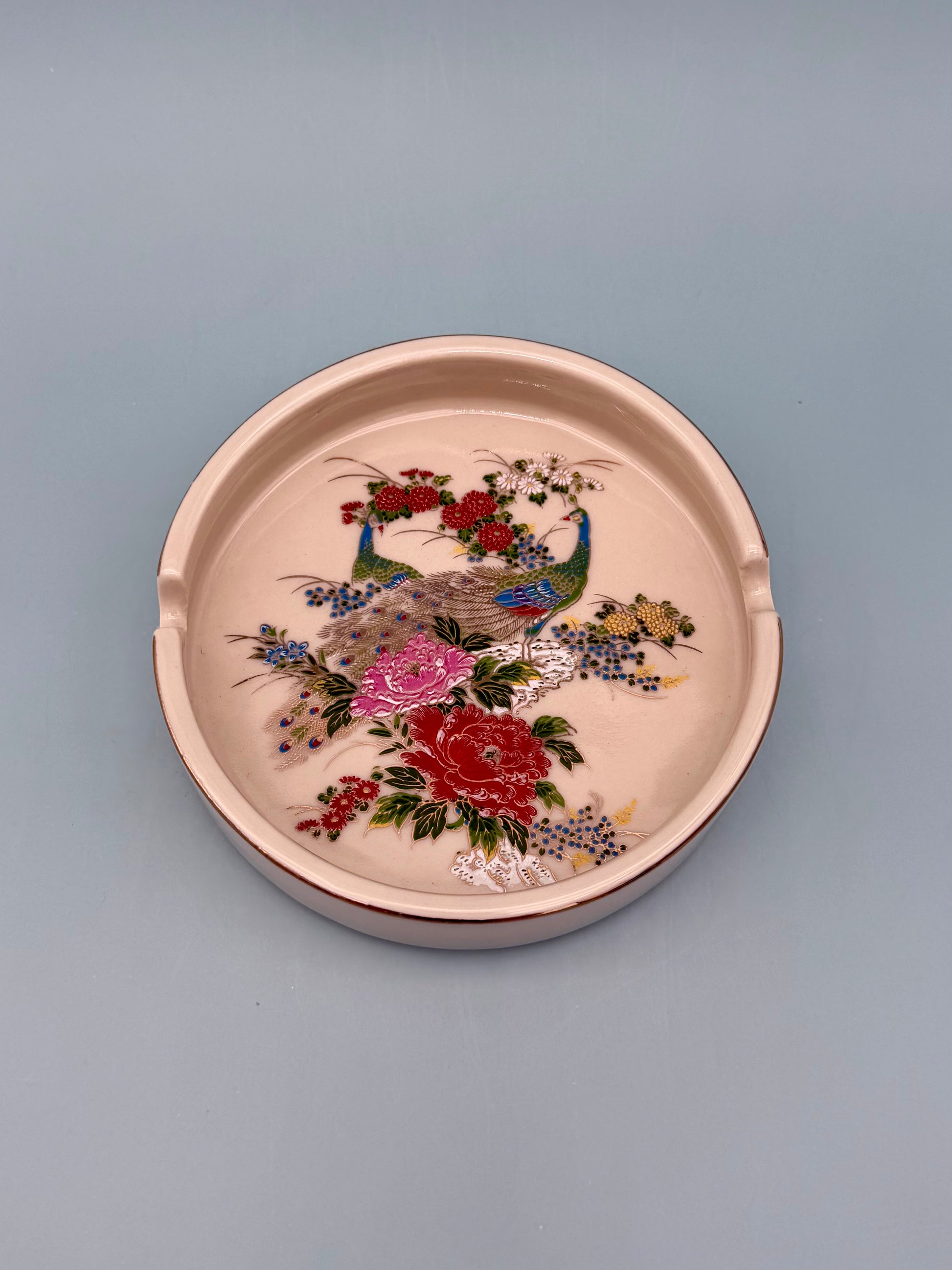 Juno-Smoking Accessory-Pearl's Puff Parlor