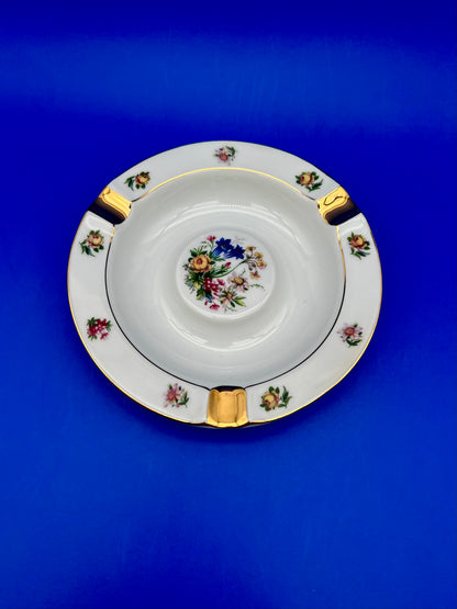 Karina-Smoking Accessory-Pearl's Puff Parlor
