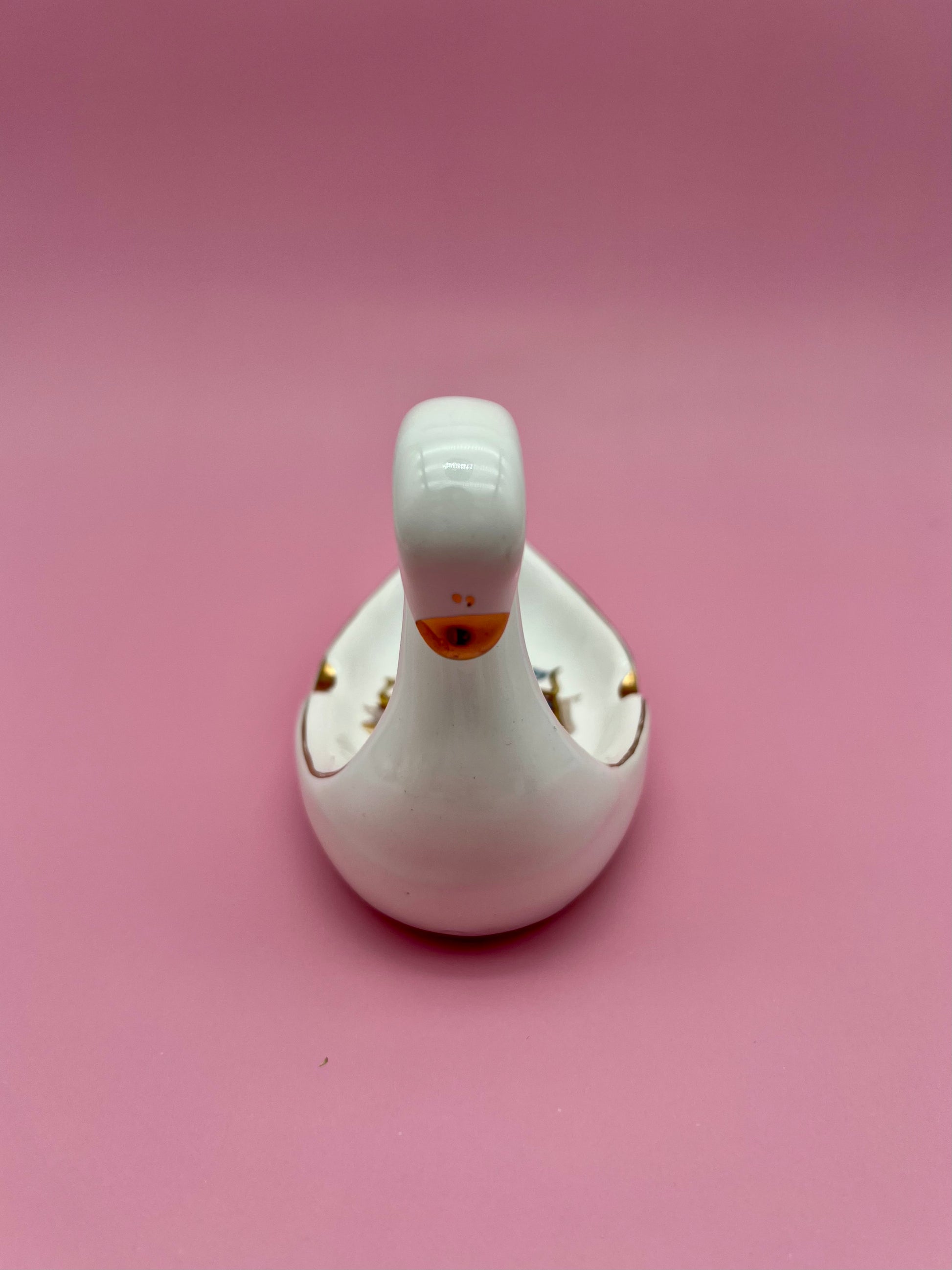 Leda-Smoking Accessory-Pearl's Puff Parlor