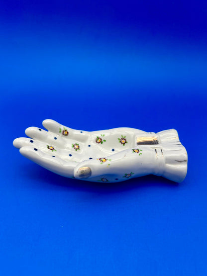 Leila-Smoking Accessory-Pearl's Puff Parlor