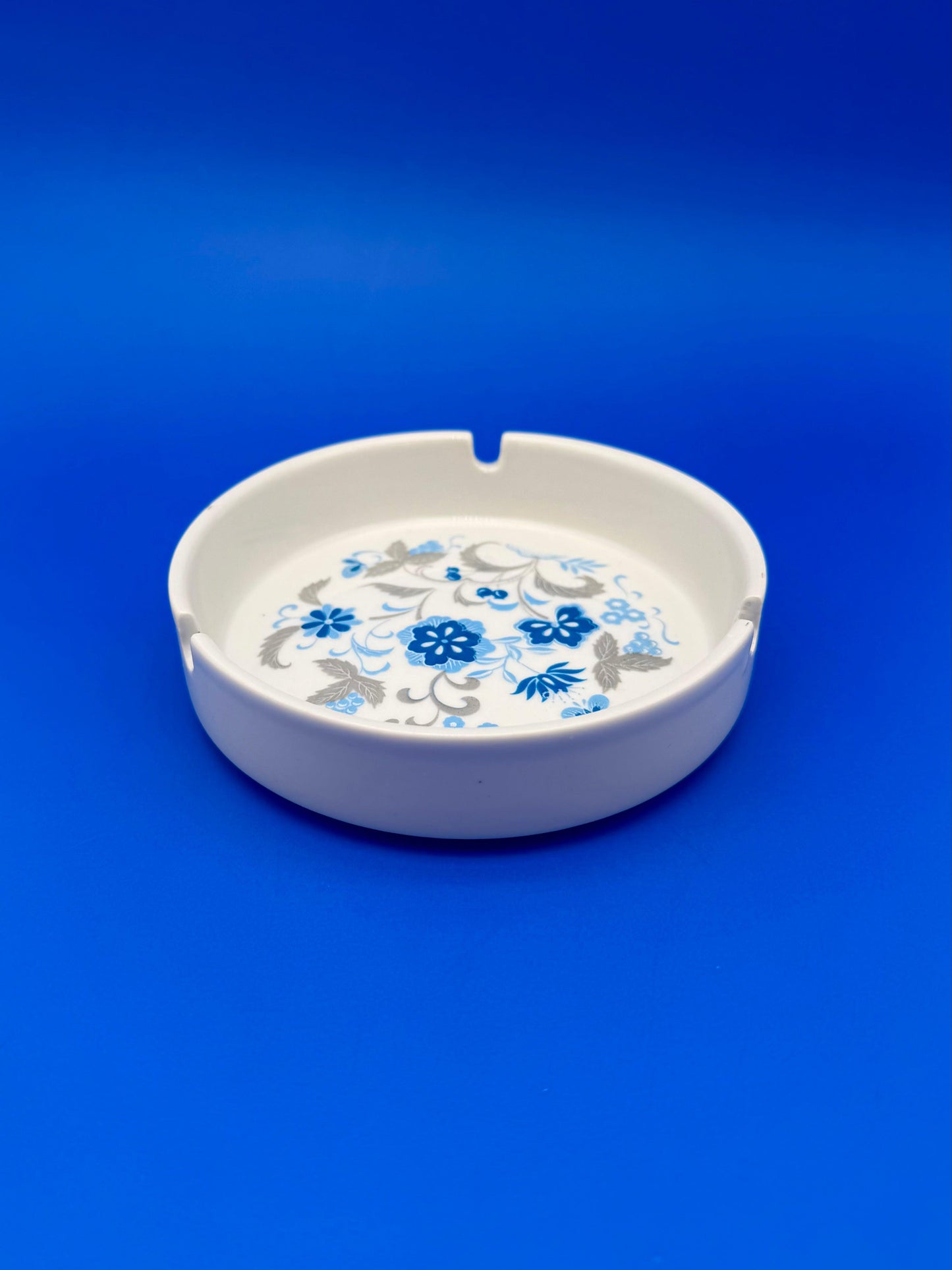 Lelia-Smoking Accessory-Pearl's Puff Parlor