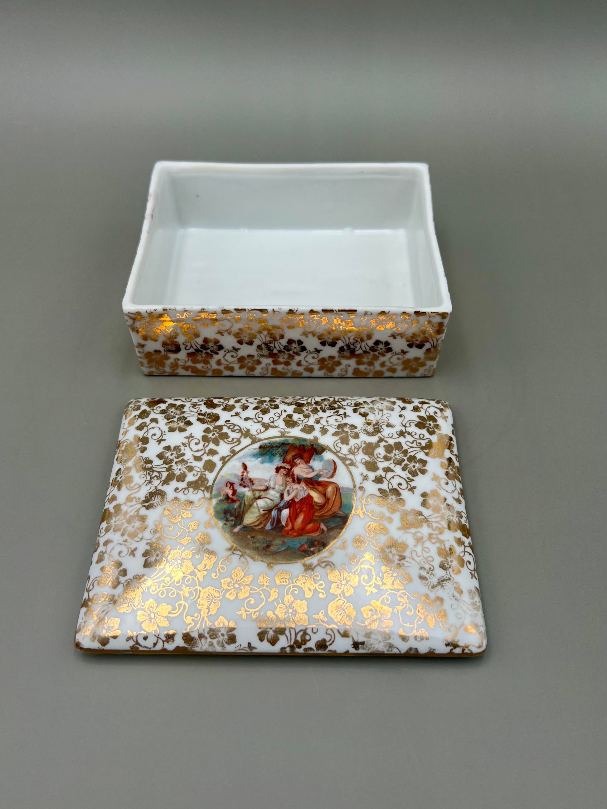 Leona Set-Smoking Accessory-Pearl&#39;s Puff Parlor