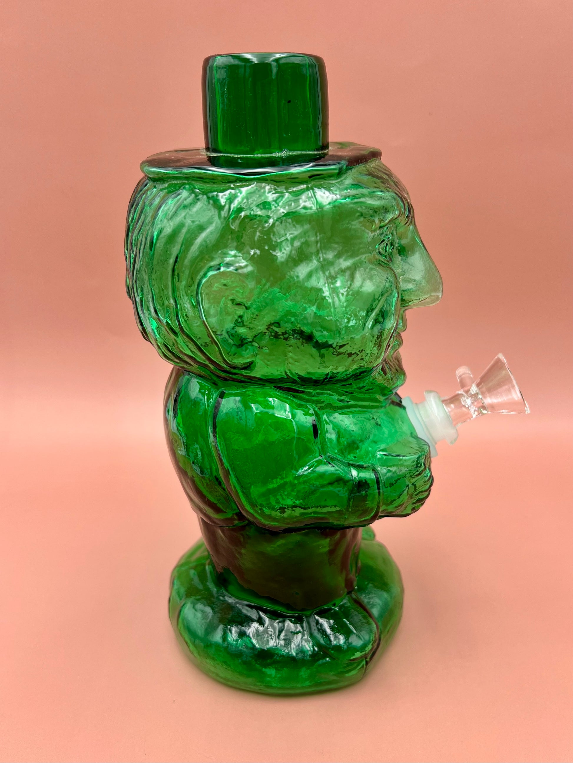 Liam-Decanter-Pearl&#39;s Puff Parlor