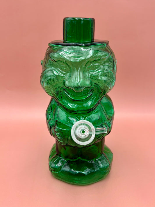 Liam-Decanter-Pearl&#39;s Puff Parlor