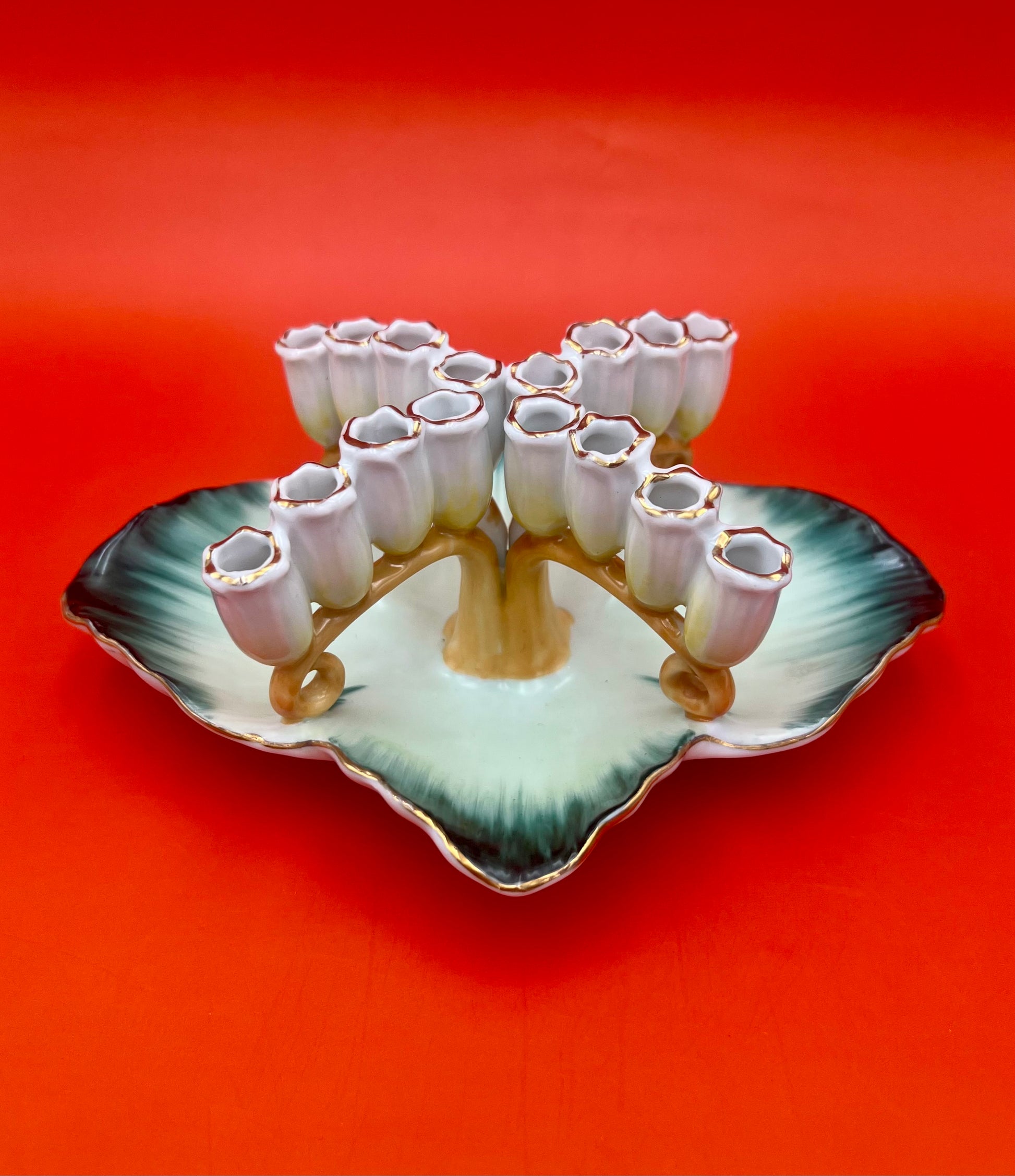 Lily-Smoking Accessory-Pearl's Puff Parlor