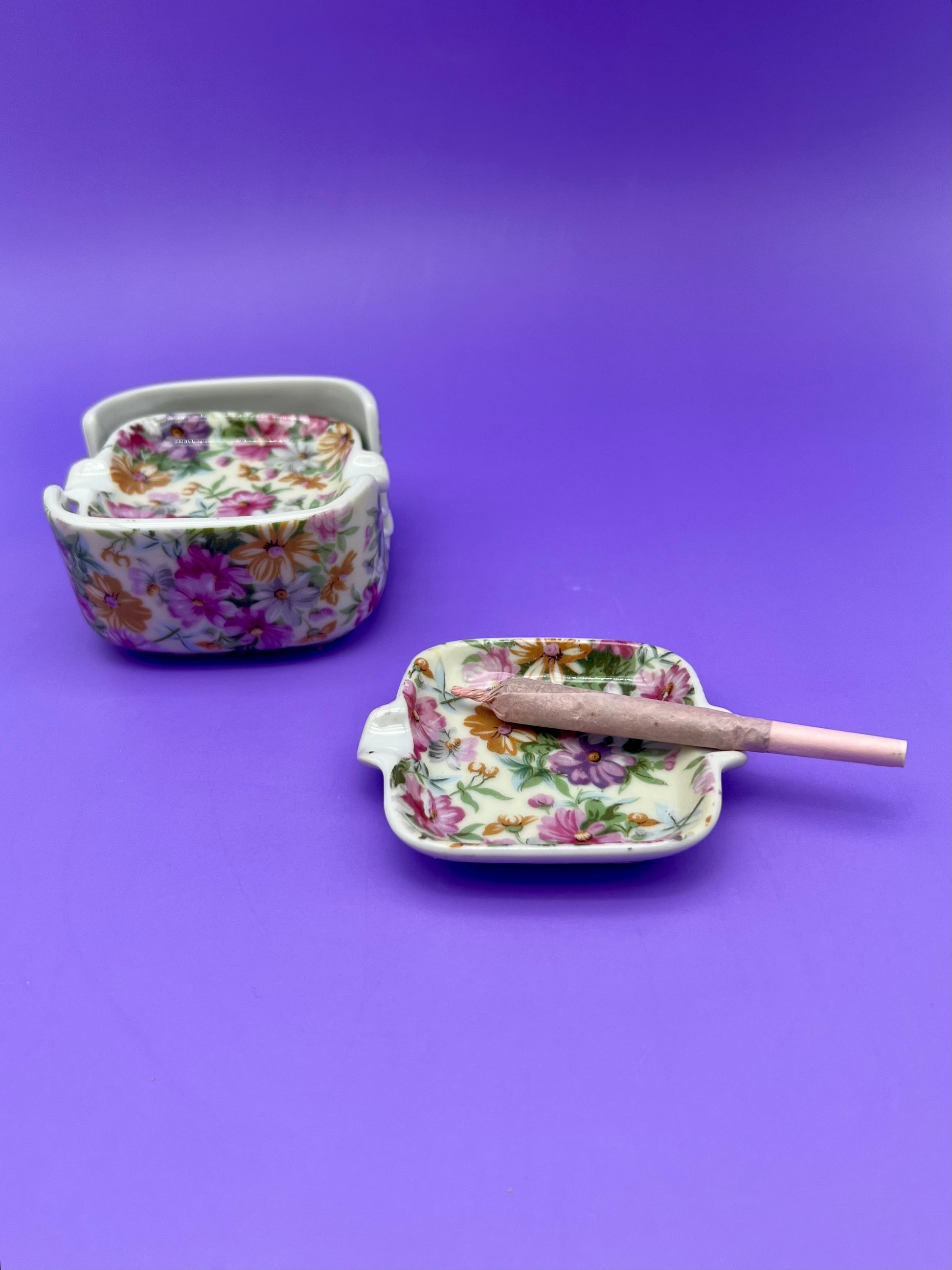 Lisbeth Set-Smoking Accessory-Pearl's Puff Parlor