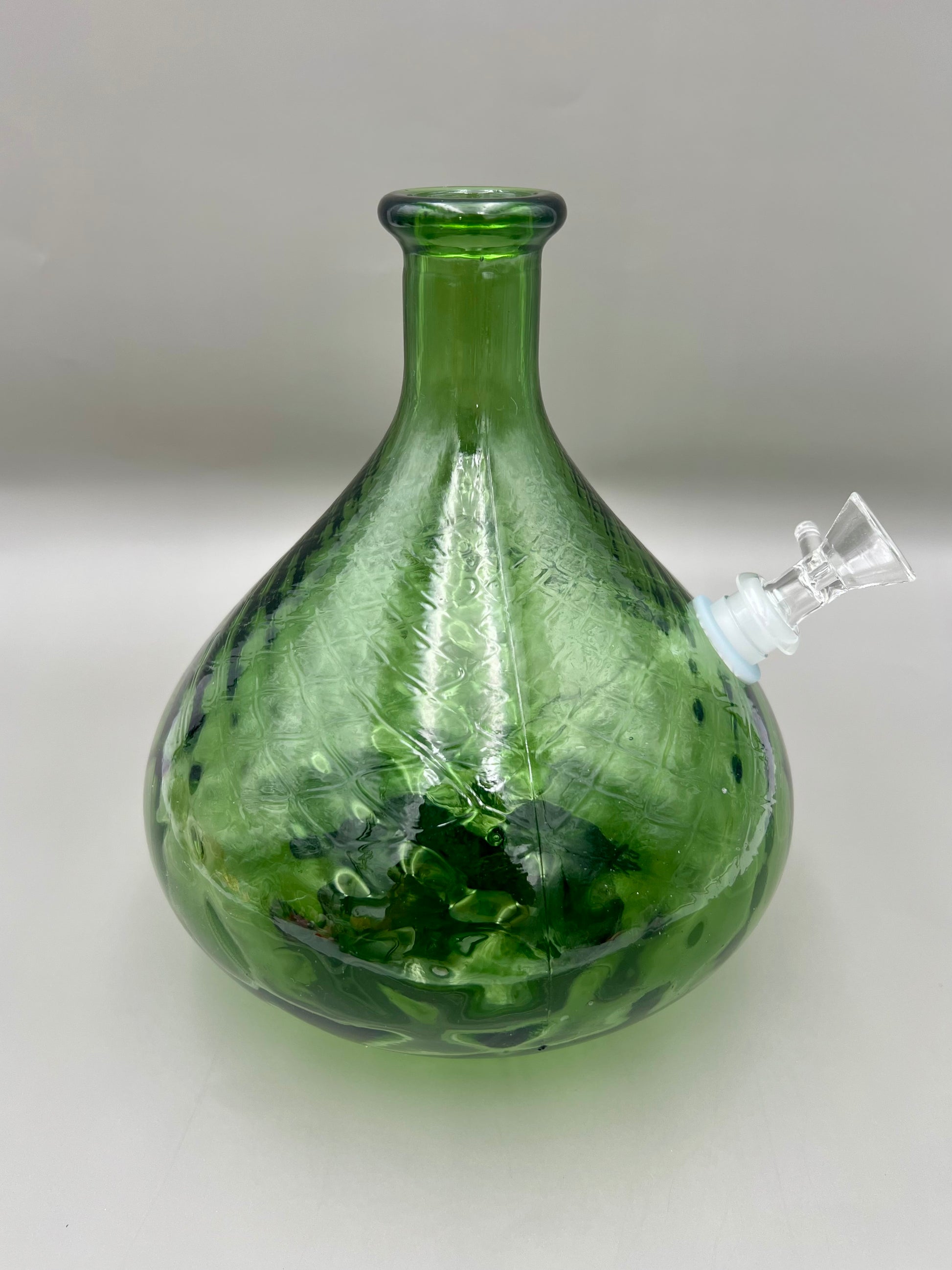 Loretta-Decanter-Pearl&#39;s Puff Parlor