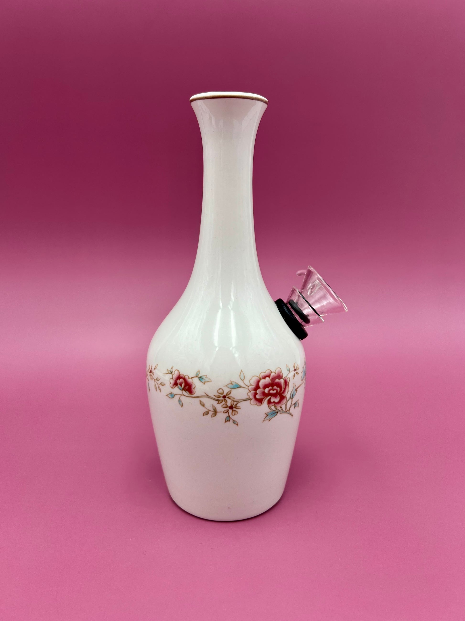 Meghan-Petite Water Pipe-Pearl&#39;s Puff Parlor