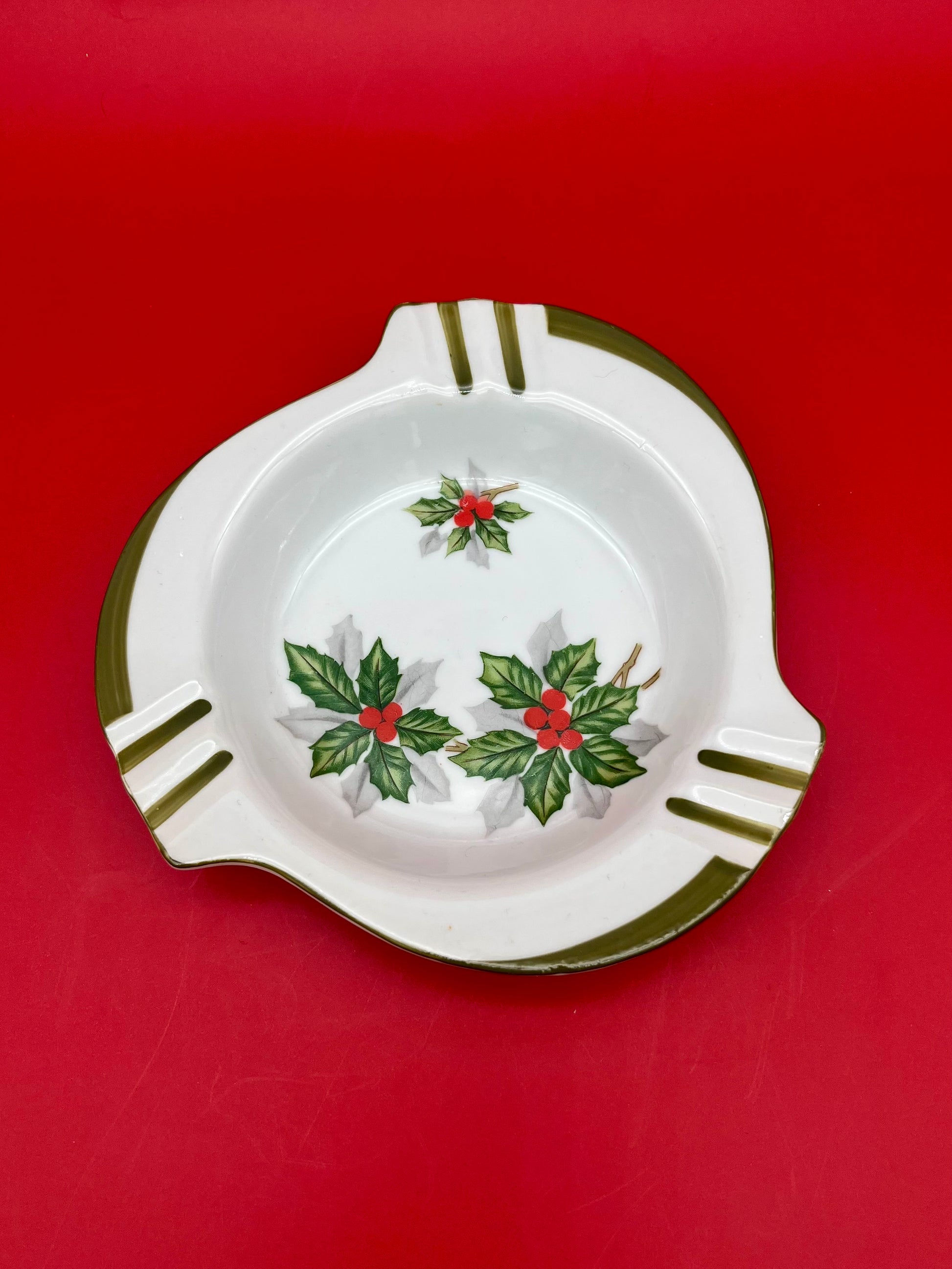 Merry-Smoking Accessory-Pearl&#39;s Puff Parlor