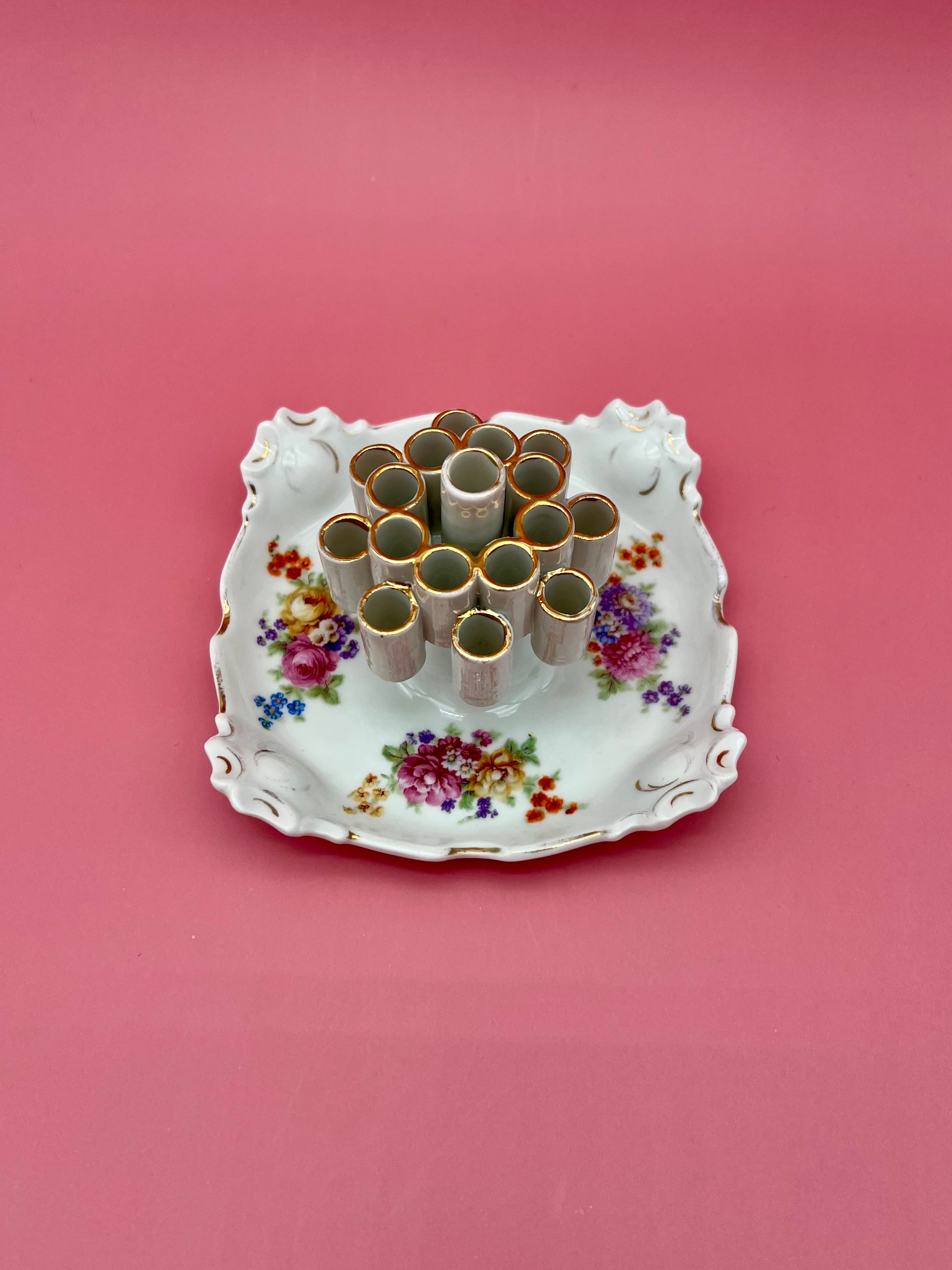 Mia-Smoking Accessory-Pearl's Puff Parlor