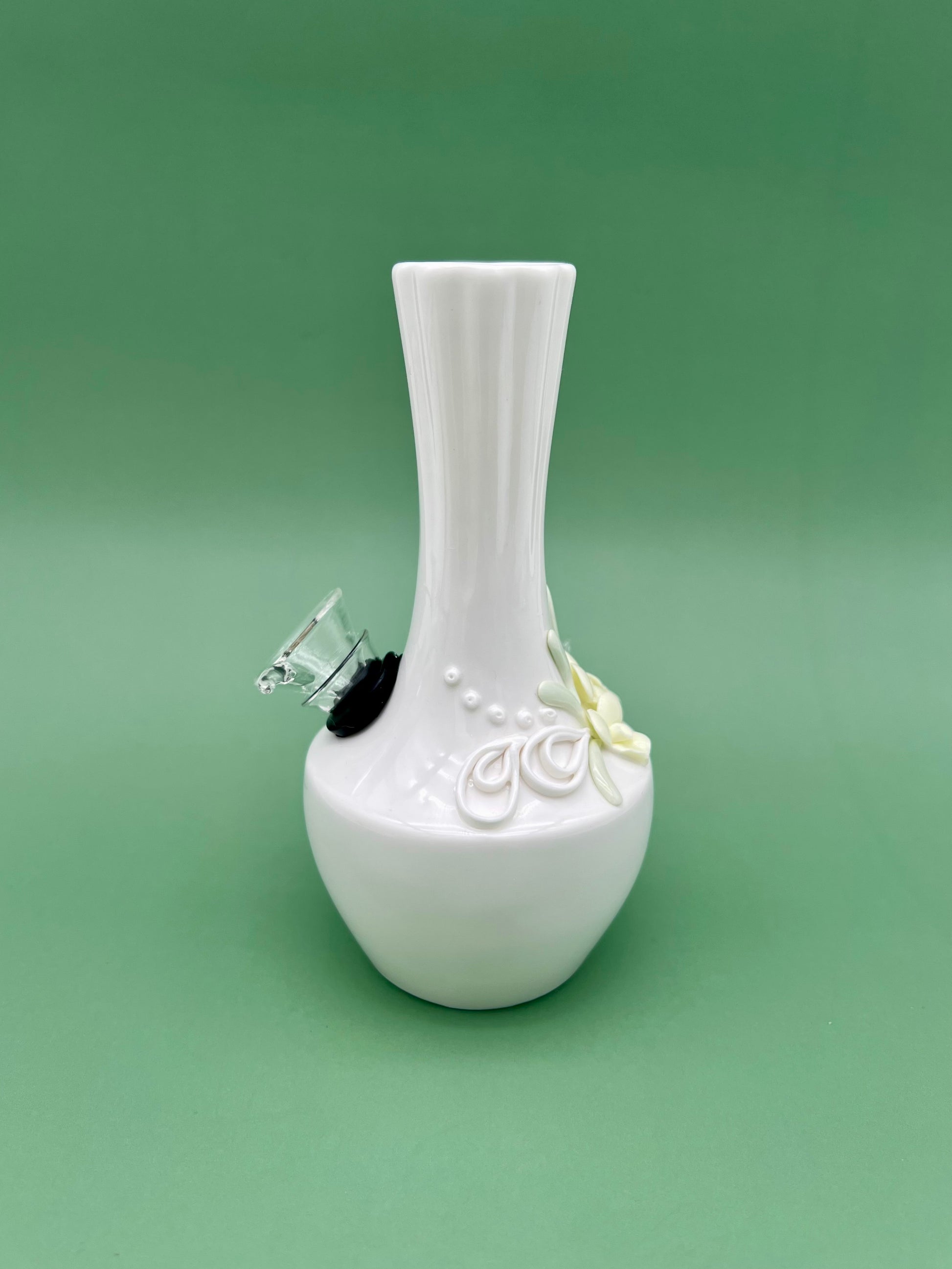 Michaela-Petite Water Pipe-Pearl's Puff Parlor