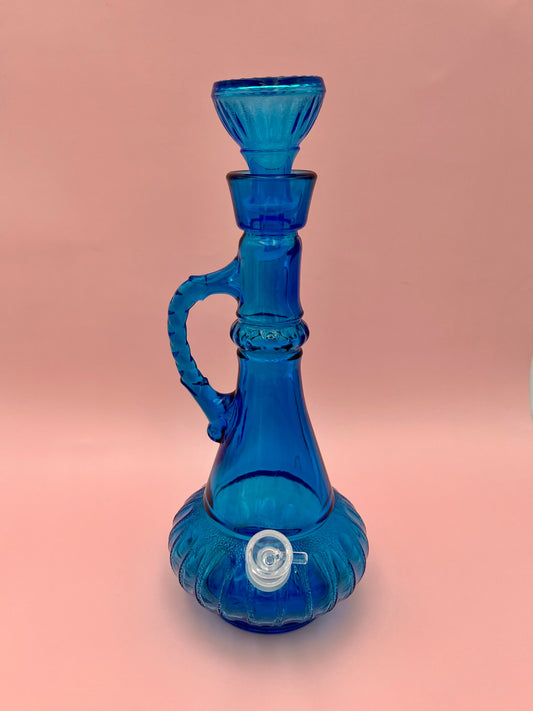 Mirabel-Decanter-Pearl&#39;s Puff Parlor