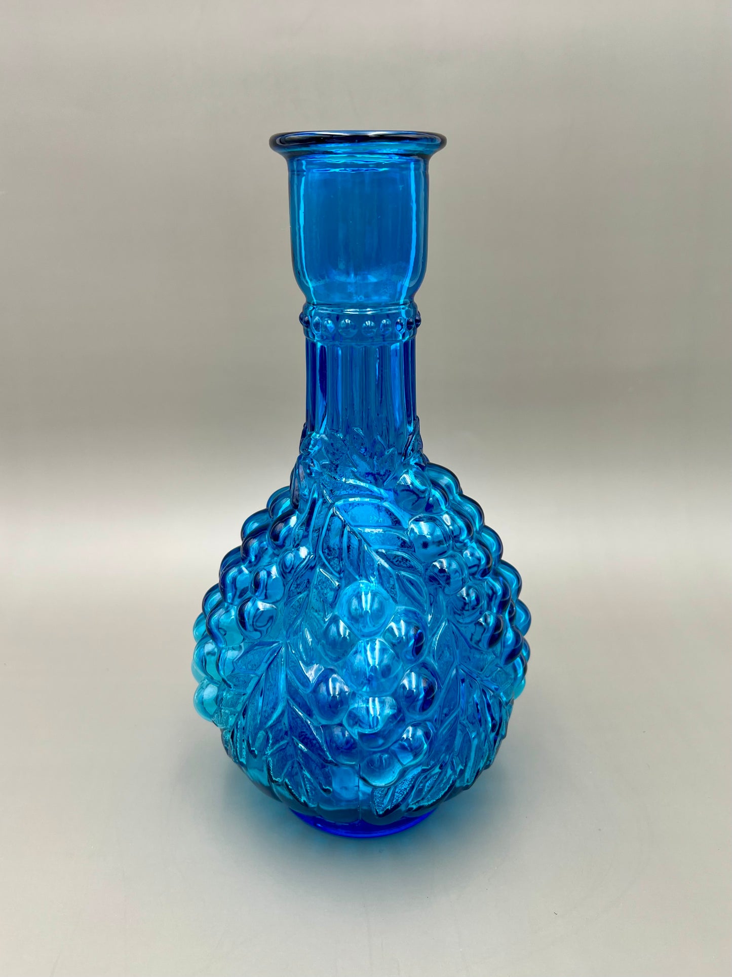 Myrtle-Decanter-Pearl's Puff Parlor