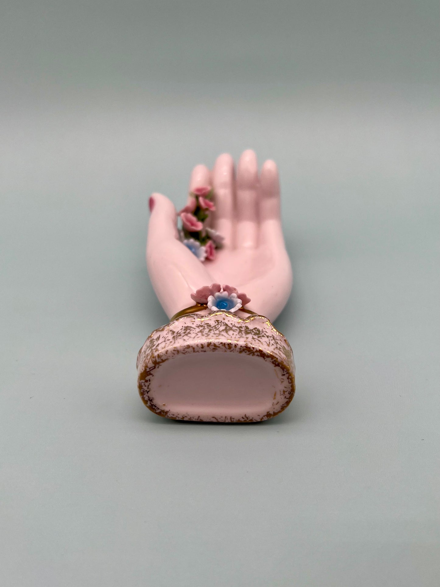 Nessa-Smoking Accessory-Pearl&#39;s Puff Parlor