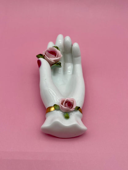 Nessa-Smoking Accessory-Pearl's Puff Parlor
