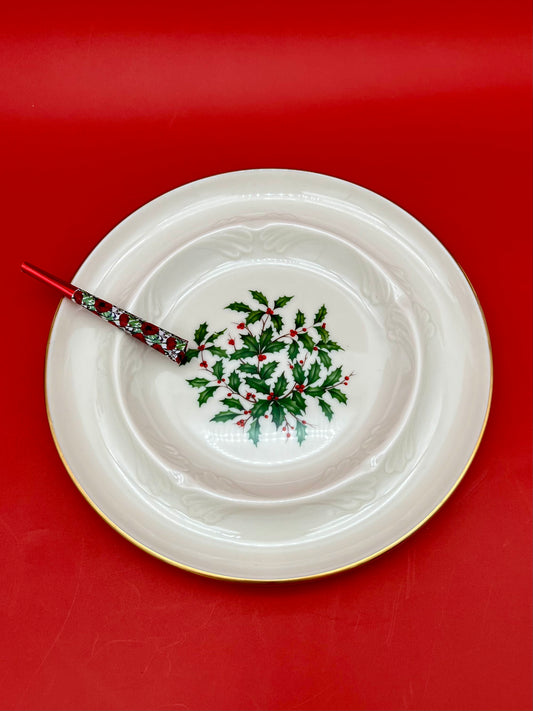 Noelle-Smoking Accessory-Pearl&#39;s Puff Parlor