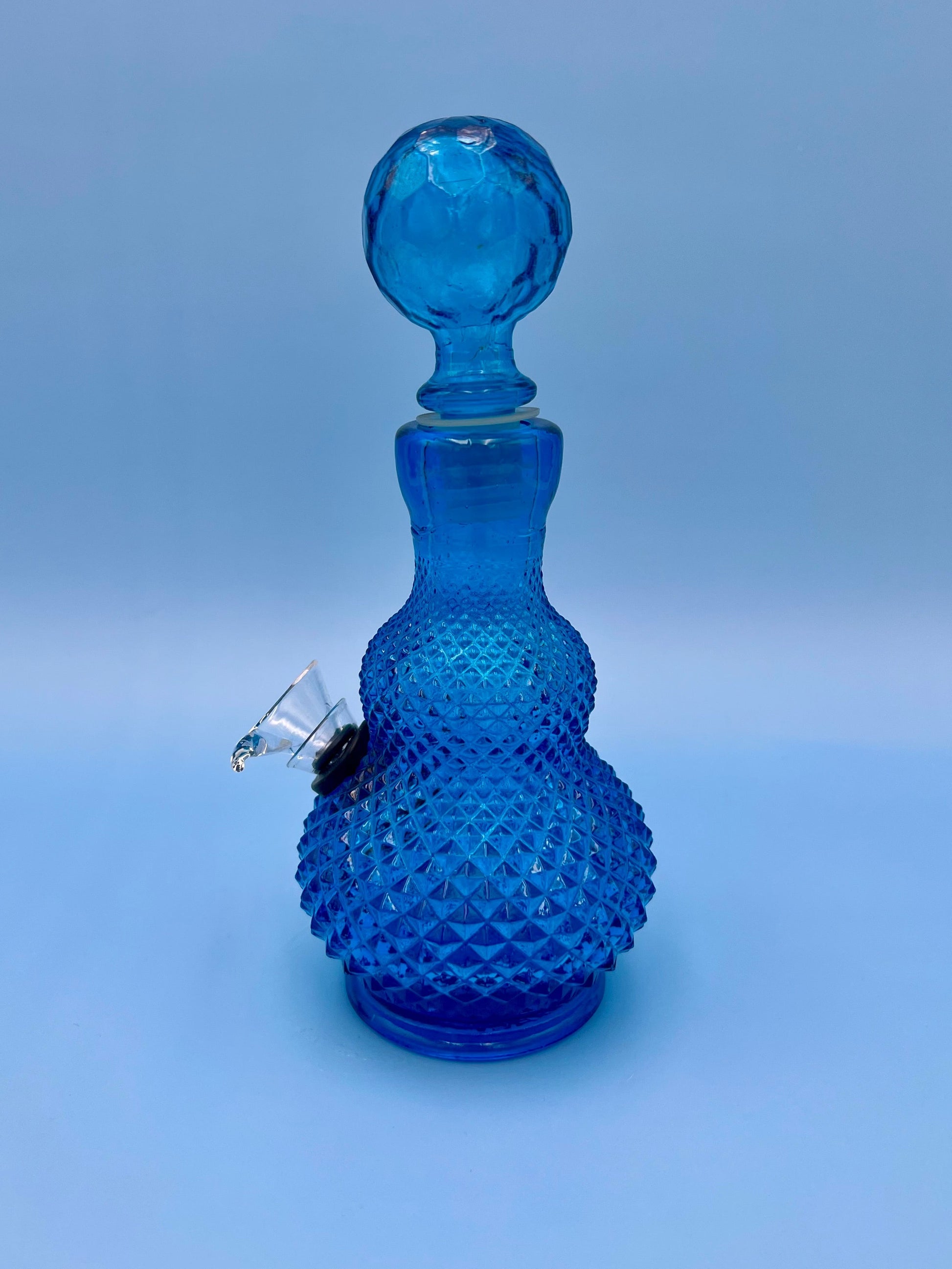 Pamela-Decanter-Pearl&#39;s Puff Parlor