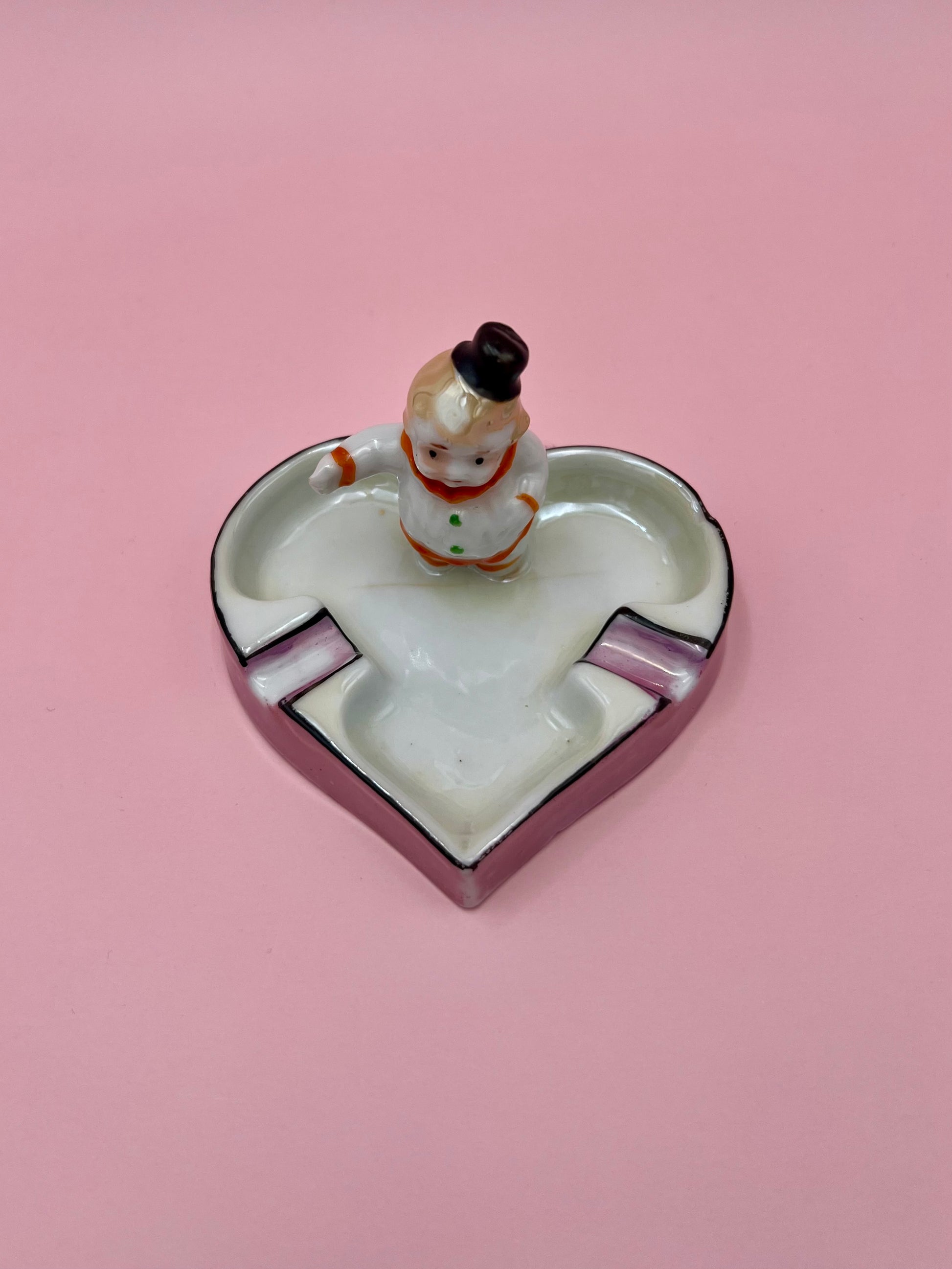 Phoebe-Smoking Accessory-Pearl&#39;s Puff Parlor