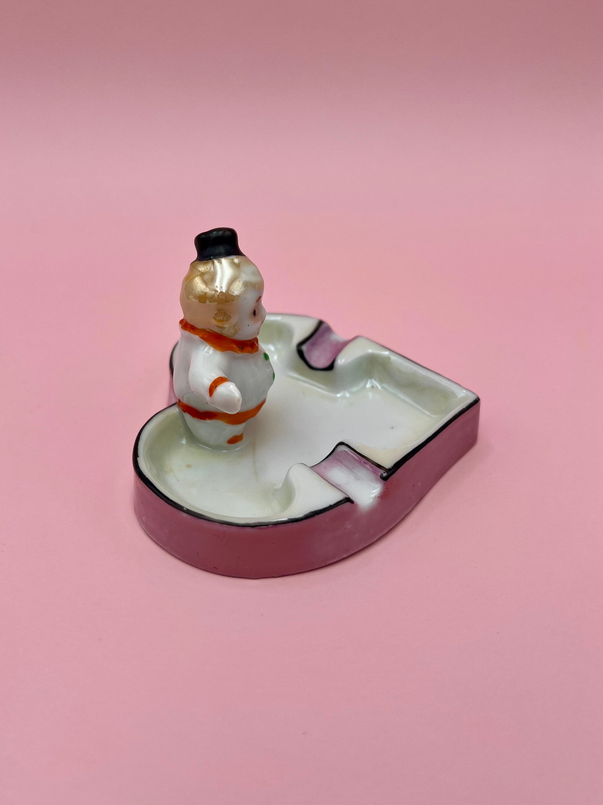 Phoebe-Smoking Accessory-Pearl&#39;s Puff Parlor