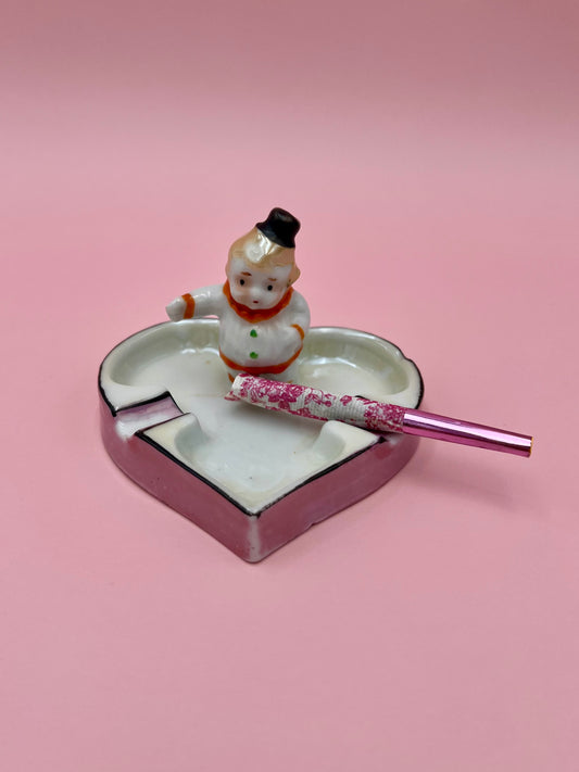 Phoebe-Smoking Accessory-Pearl&#39;s Puff Parlor