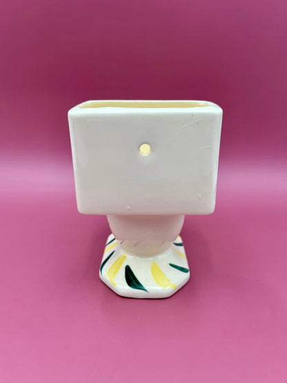 Queenie-Smoking Accessory-Pearl's Puff Parlor