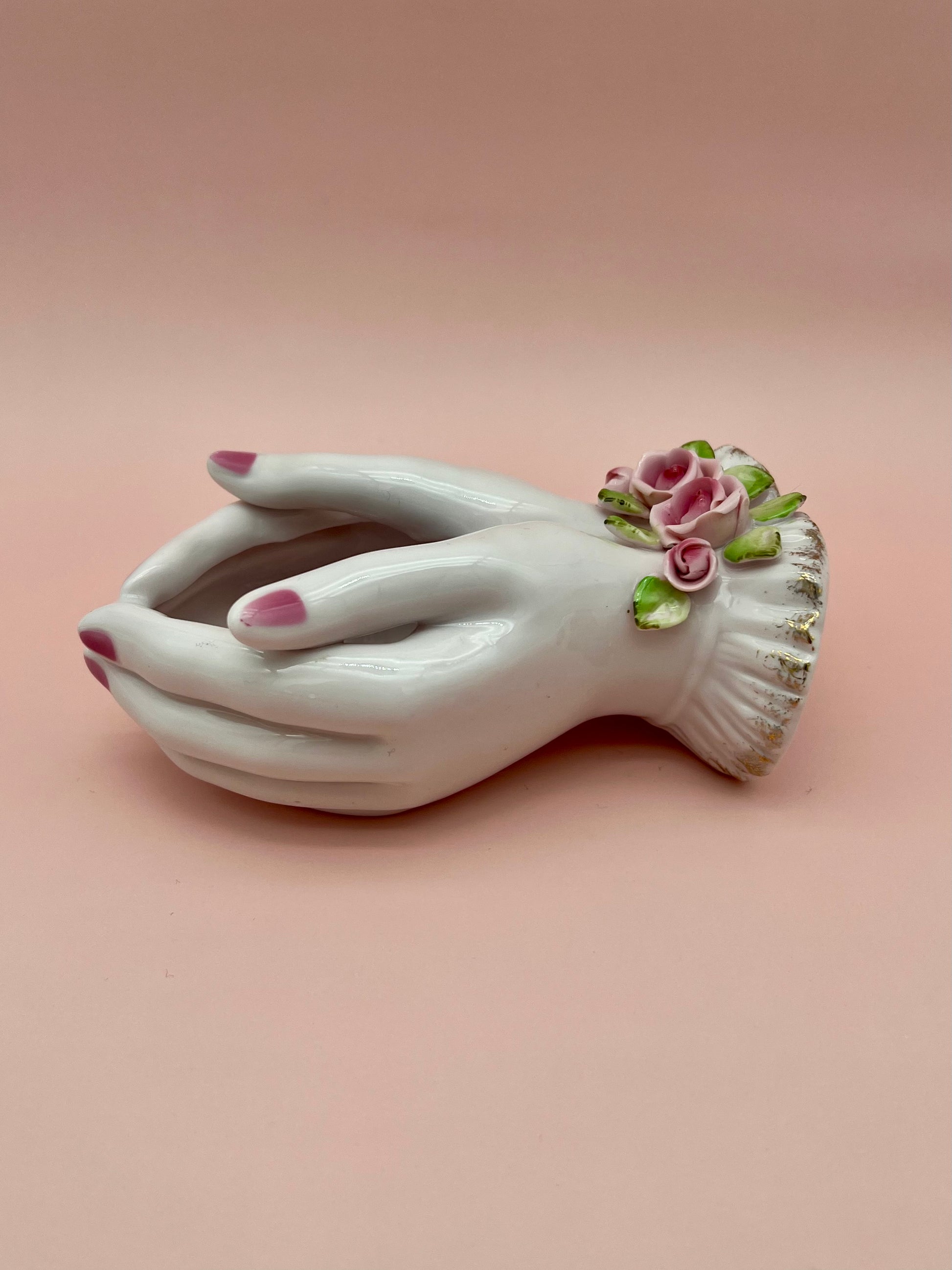 Ramona-Smoking Accessory-Pearl's Puff Parlor