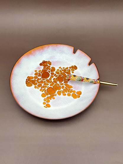 Raya-Smoking Accessory-Pearl's Puff Parlor