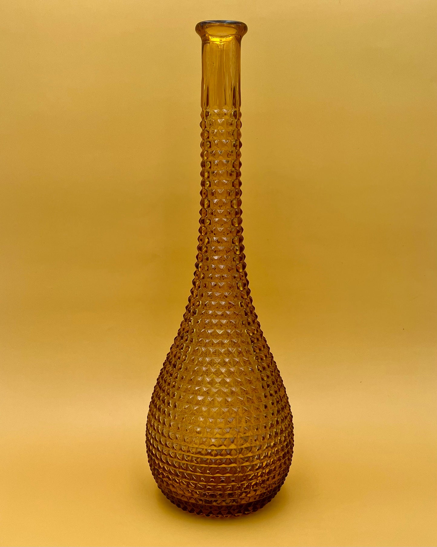 Roberta-Decanter-Pearl&#39;s Puff Parlor