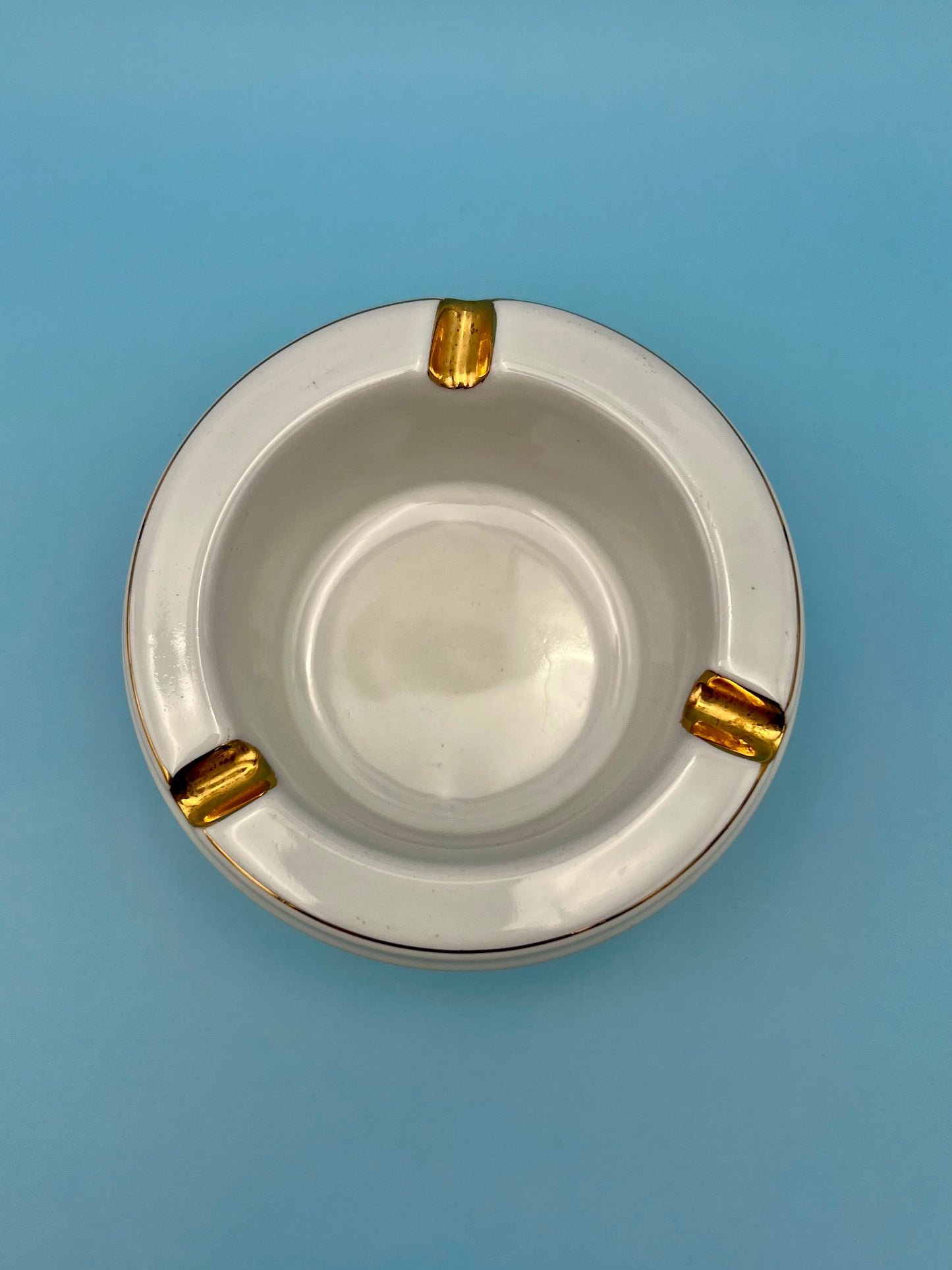 Romina-Smoking Accessory-Pearl&#39;s Puff Parlor