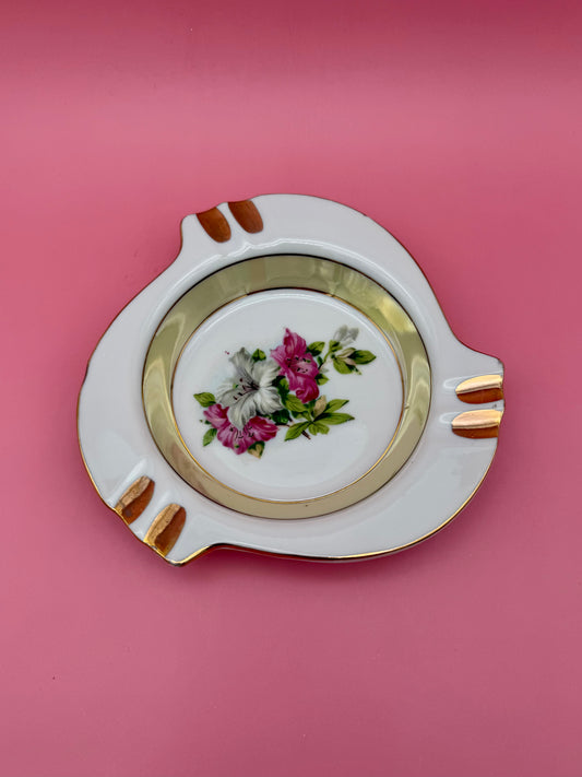 Rosario-Smoking Accessory-Pearl's Puff Parlor