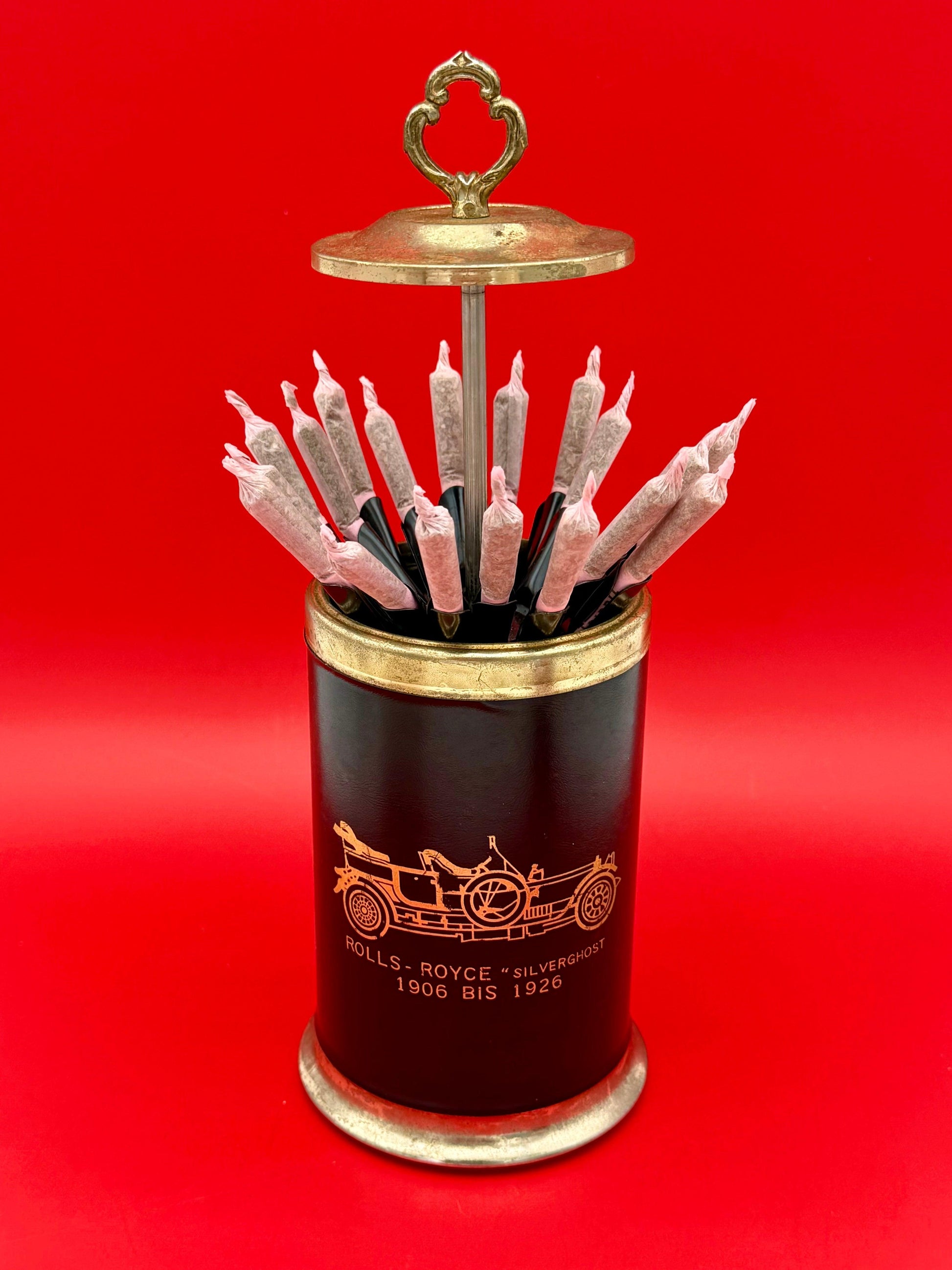 Royce-Smoking Accessory-Pearl's Puff Parlor