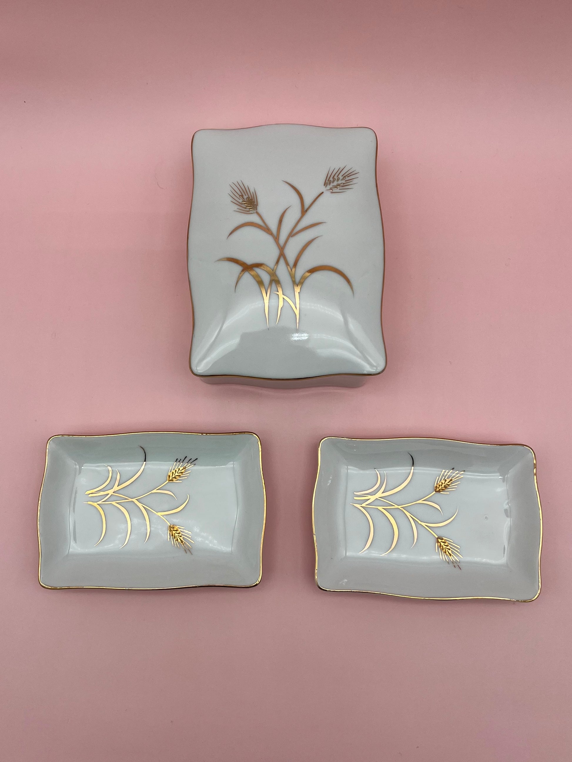 Sallie Set-Smoking Accessory-Pearl&#39;s Puff Parlor