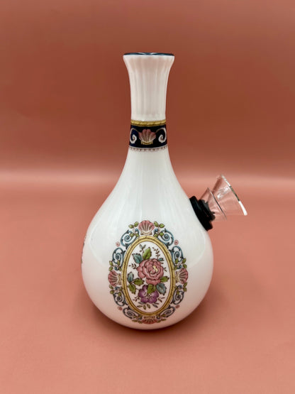 Sandra-Petite Water Pipe-Pearl's Puff Parlor