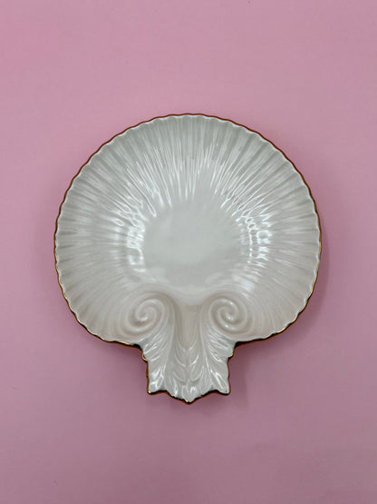 Shelly-Smoking Accessory-Pearl's Puff Parlor