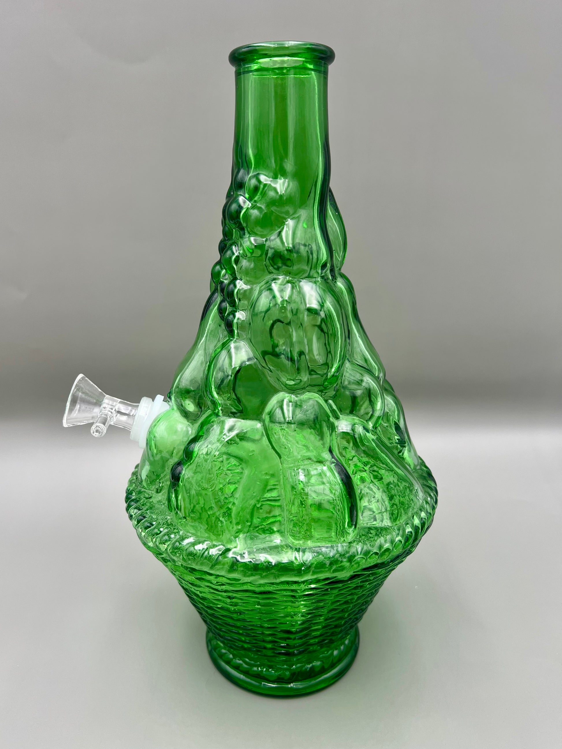 Sofia-Decanter-Pearl&#39;s Puff Parlor