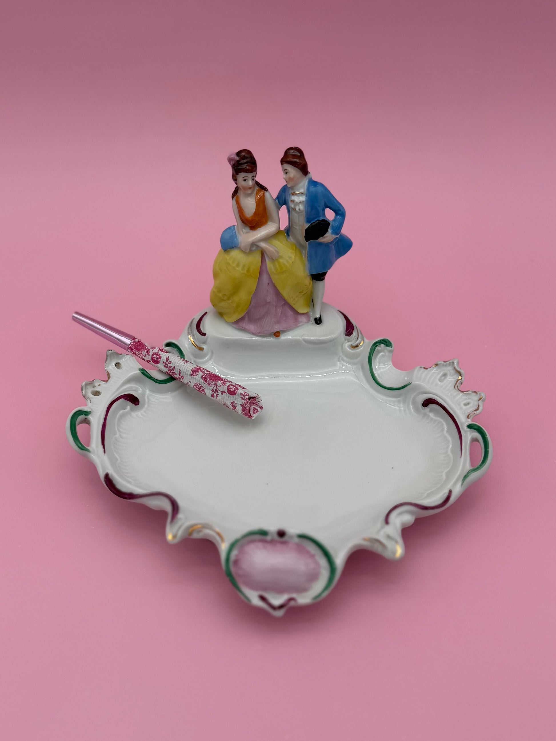 Solene-Smoking Accessory-Pearl's Puff Parlor