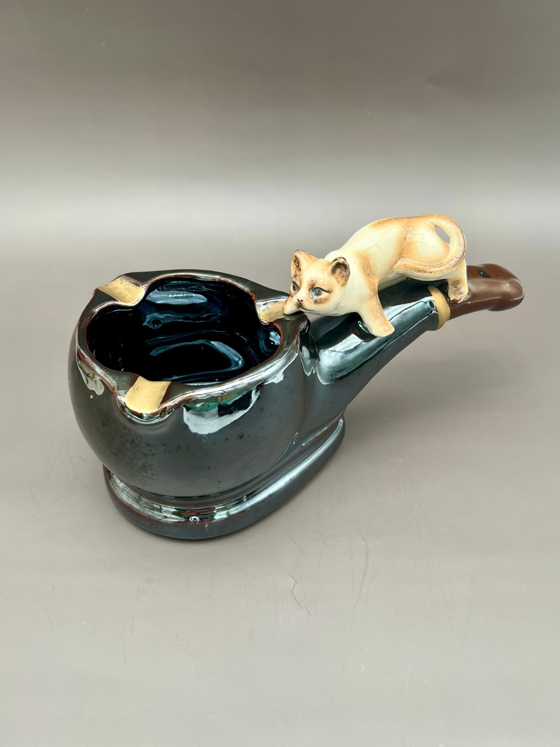 Suki-Smoking Accessory-Pearl&#39;s Puff Parlor