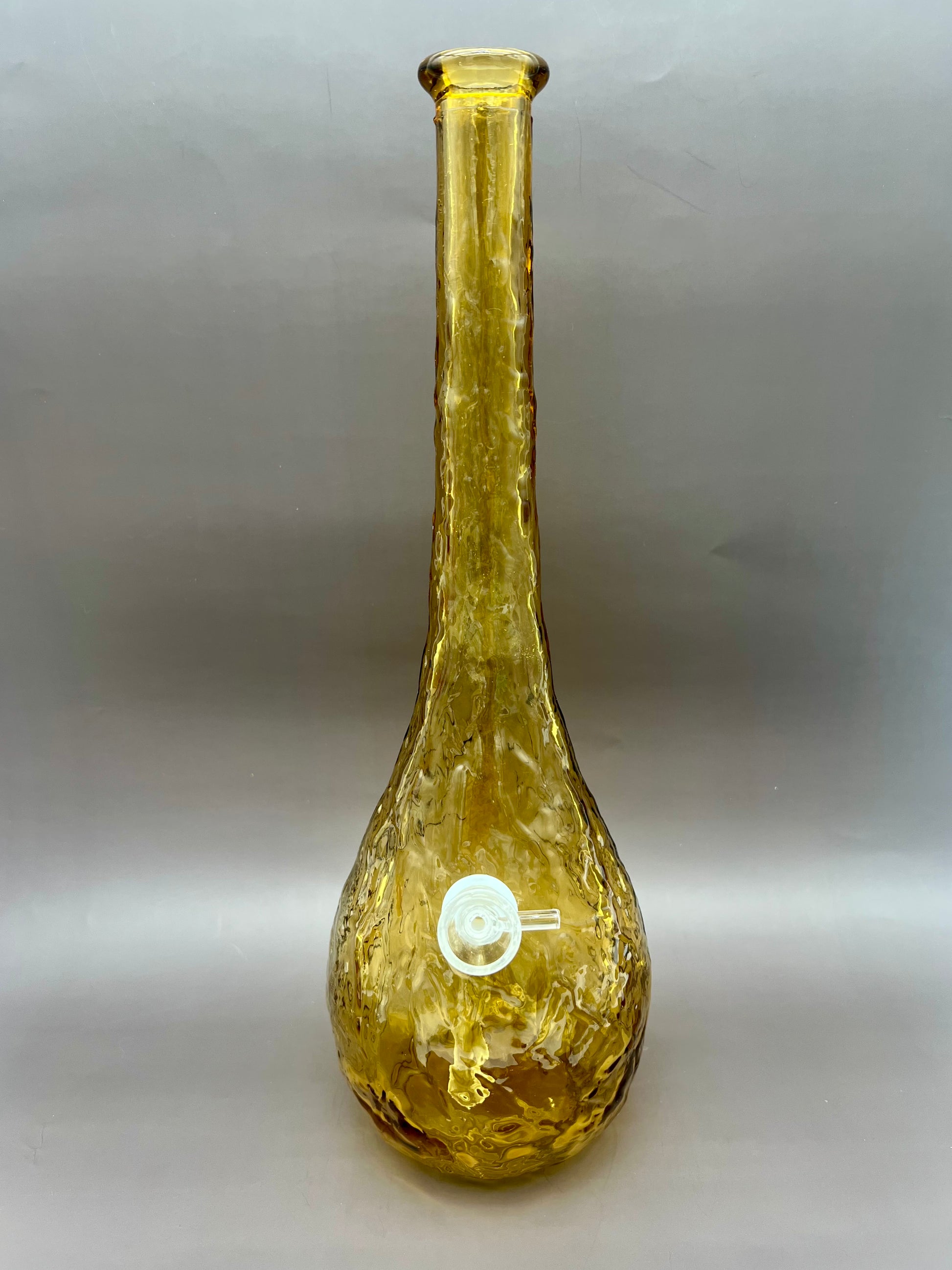 Tammy-Decanter-Pearl&#39;s Puff Parlor