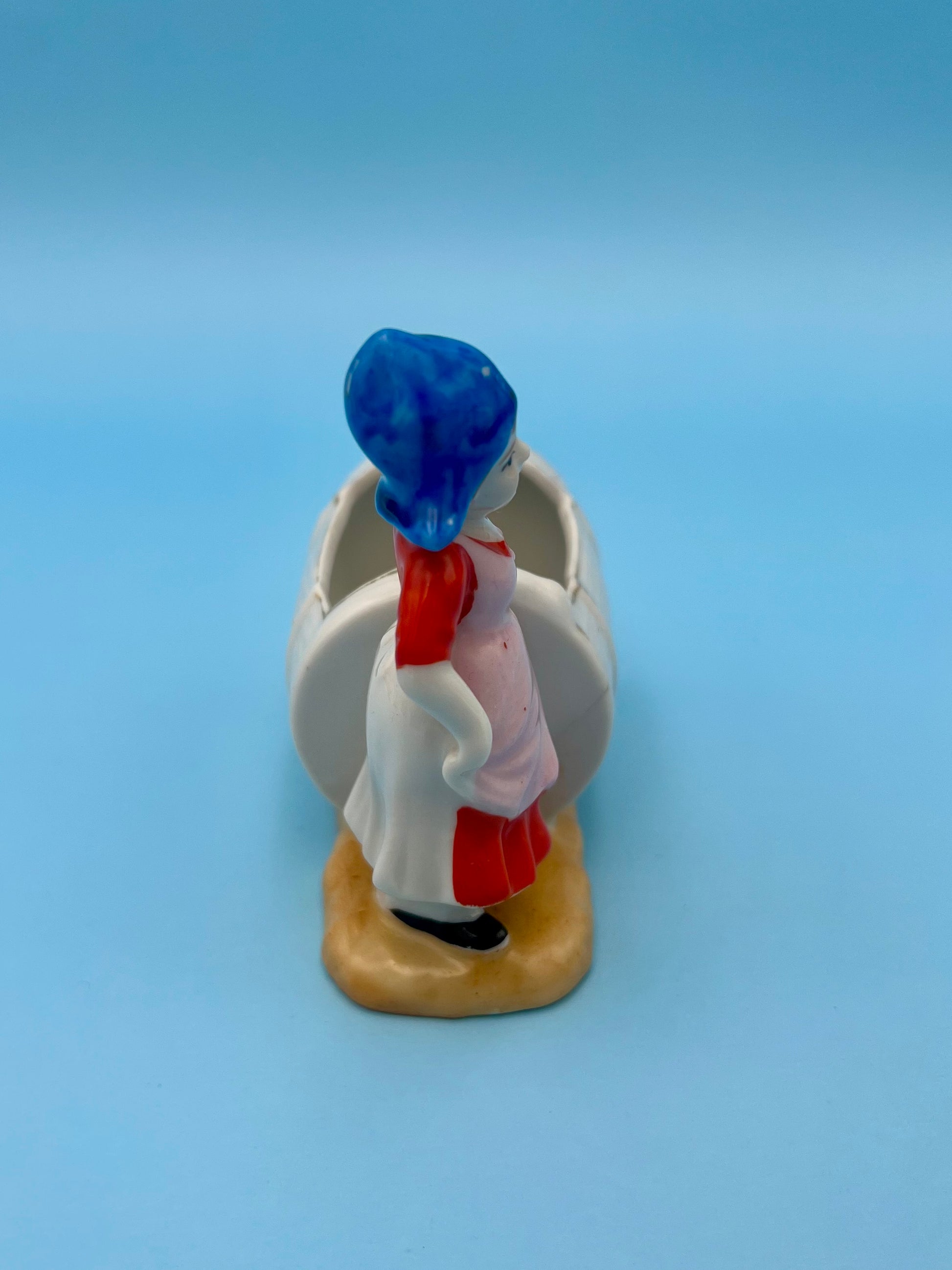 Tess-Smoking Accessory-Pearl&#39;s Puff Parlor