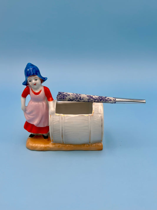 Tess-Smoking Accessory-Pearl&#39;s Puff Parlor