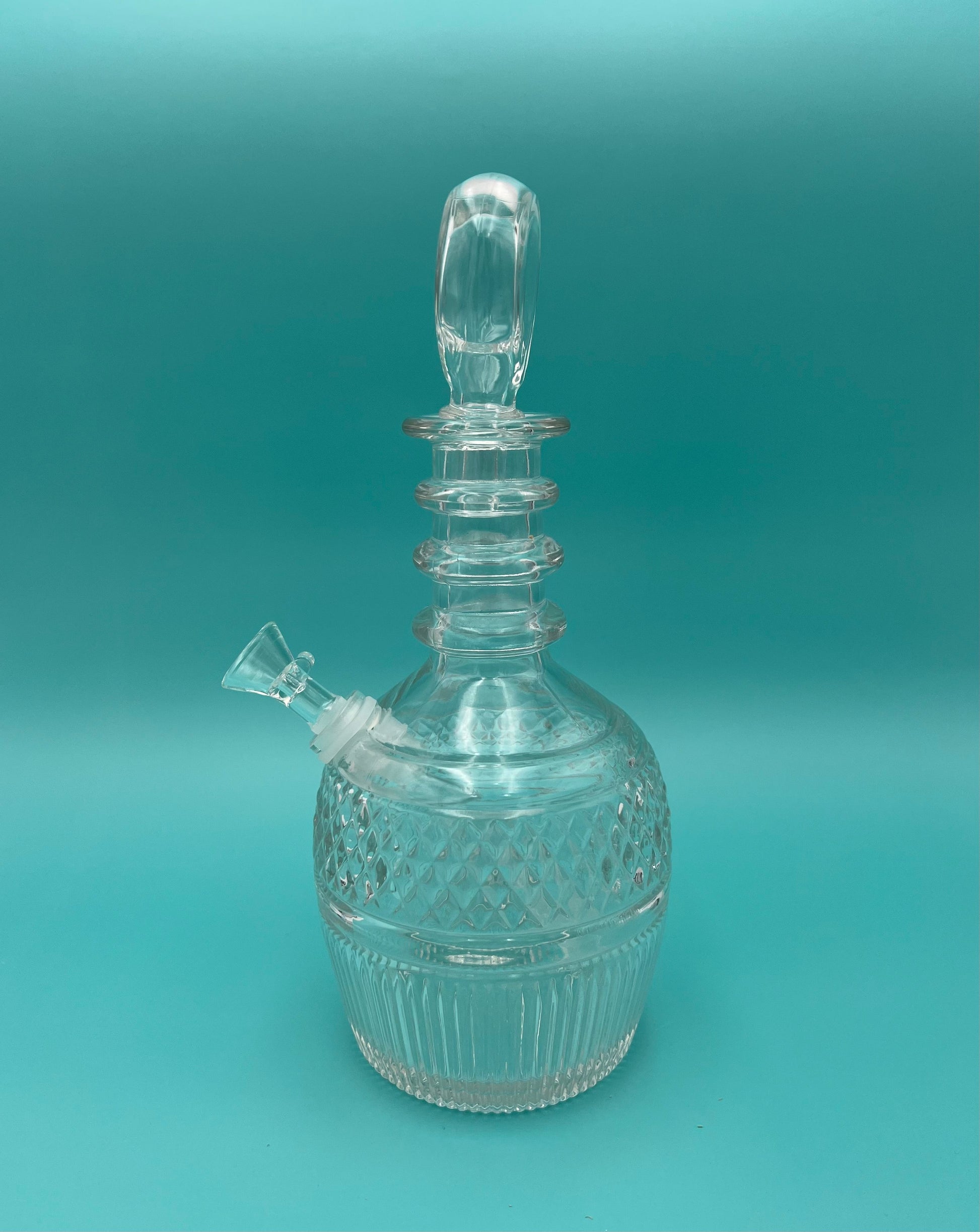 Tiffany-Decanter-Pearl&#39;s Puff Parlor