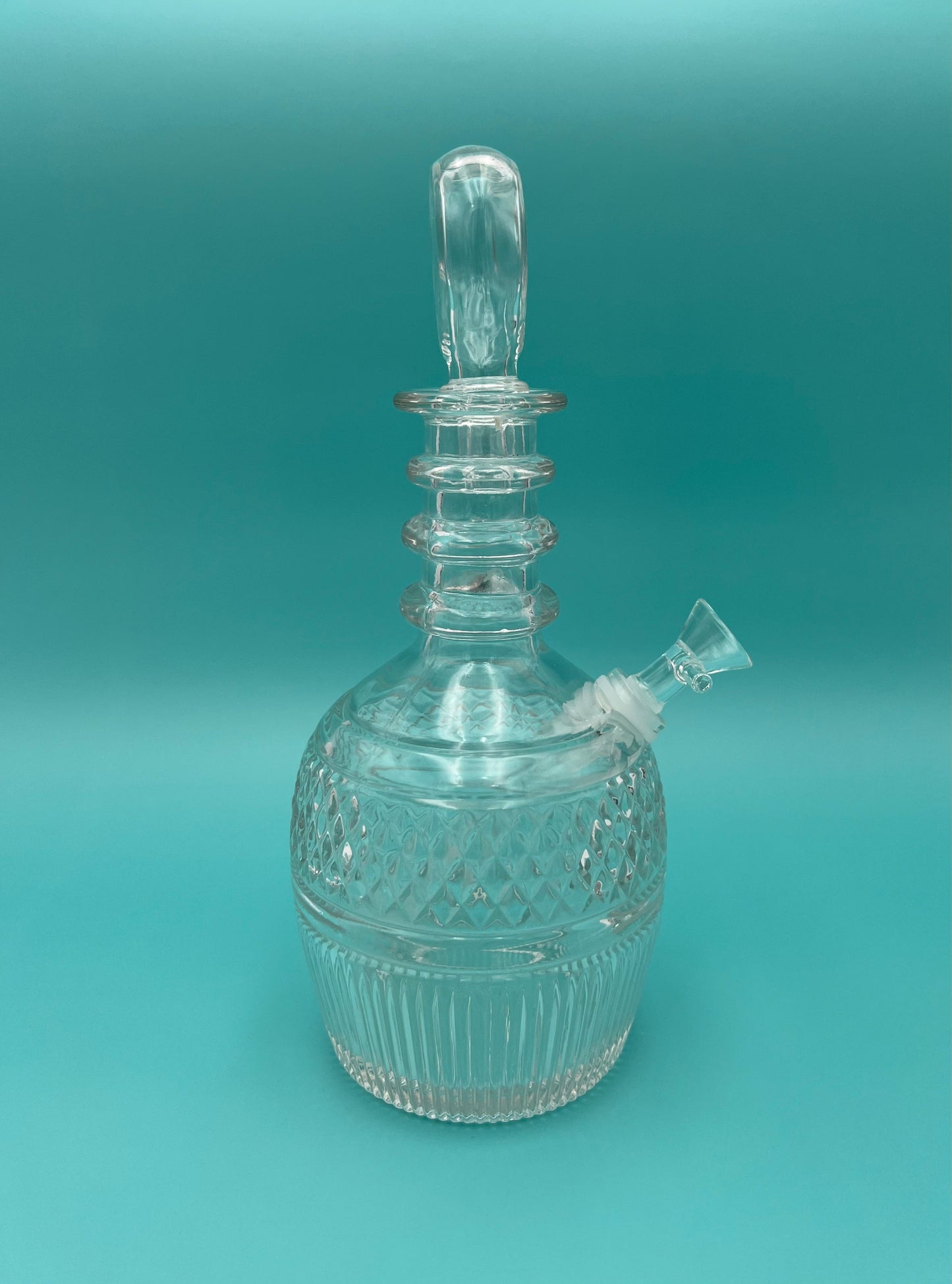 Tiffany-Decanter-Pearl&#39;s Puff Parlor