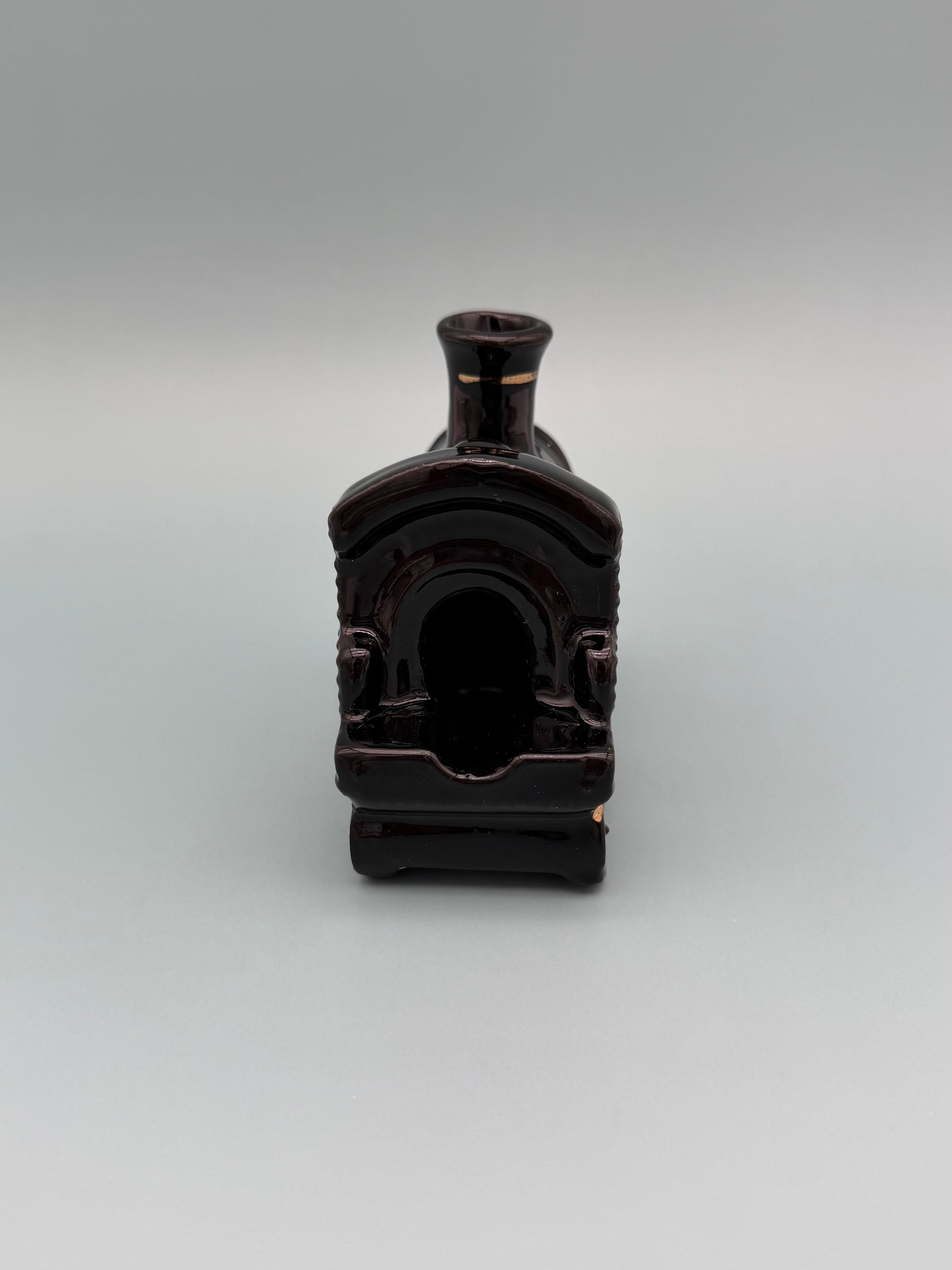 Trina-Smoking Accessory-Pearl's Puff Parlor