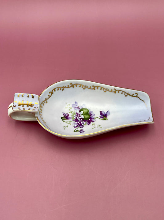 Viola-Smoking Accessory-Pearl&#39;s Puff Parlor