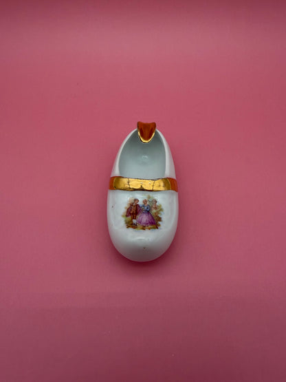 Vivi-Smoking Accessory-Pearl's Puff Parlor