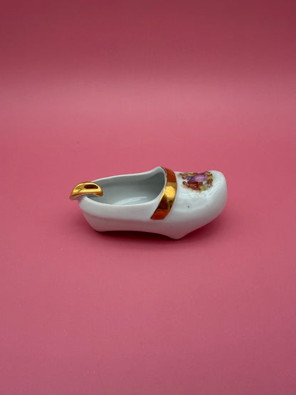 Vivi-Smoking Accessory-Pearl's Puff Parlor