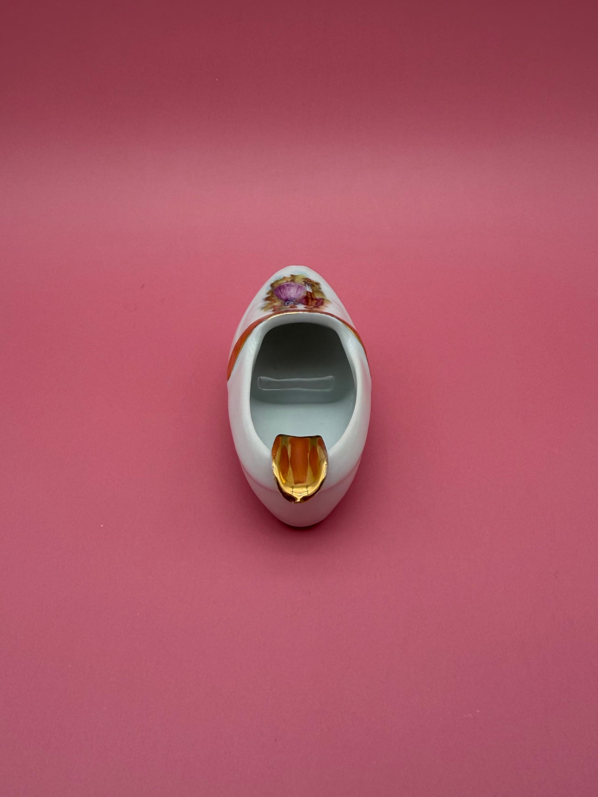 Vivi-Smoking Accessory-Pearl's Puff Parlor