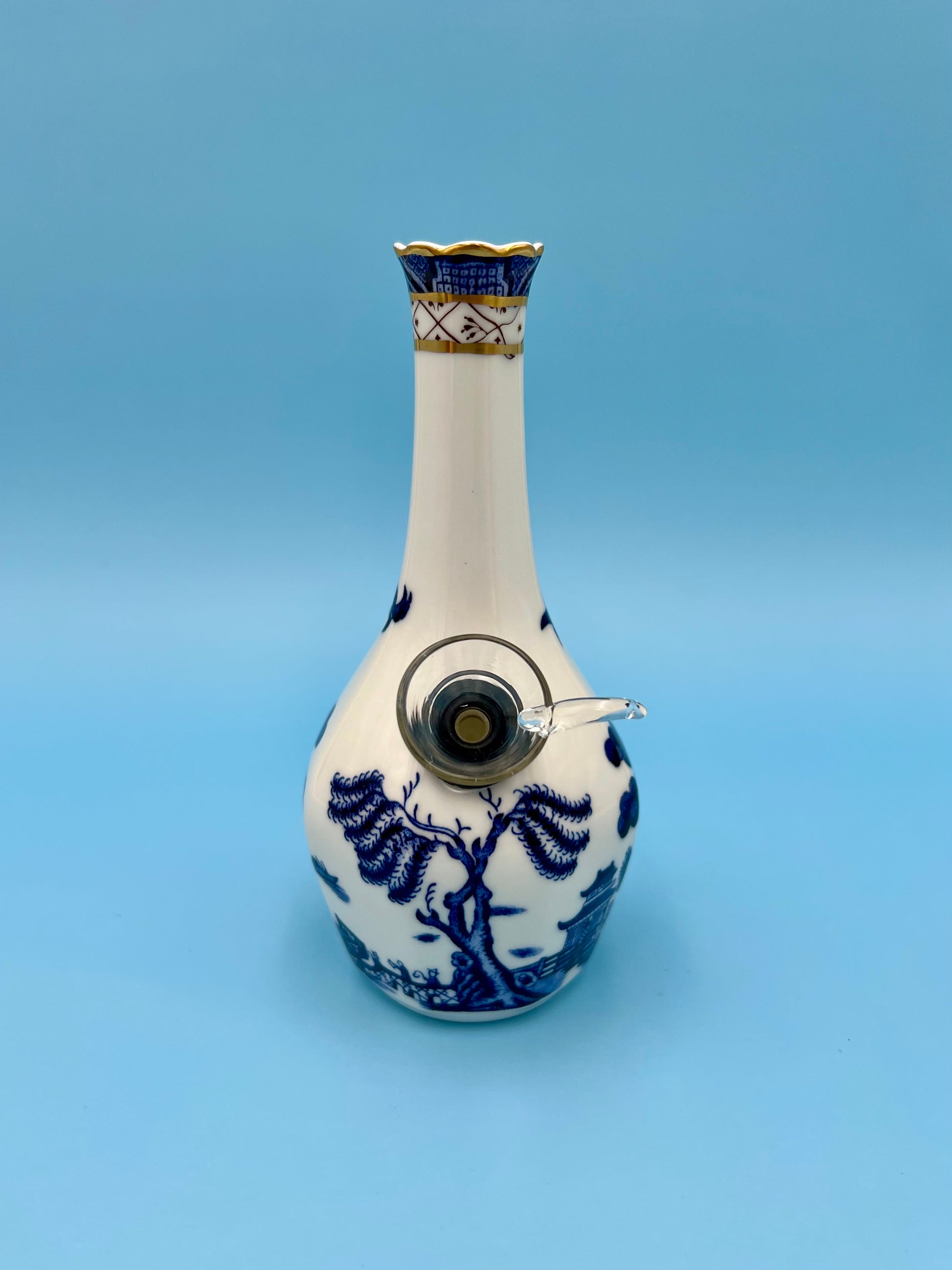 Willow-Petite Water Pipe-Pearl's Puff Parlor